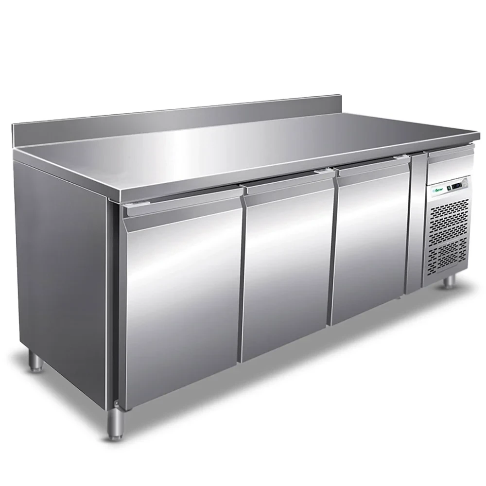 Frostilo 3 Door Counter Chiller 465 Litres with Backsplash Ventilated Cooling 179.5 × 70 × 96 cm (L x W x H)